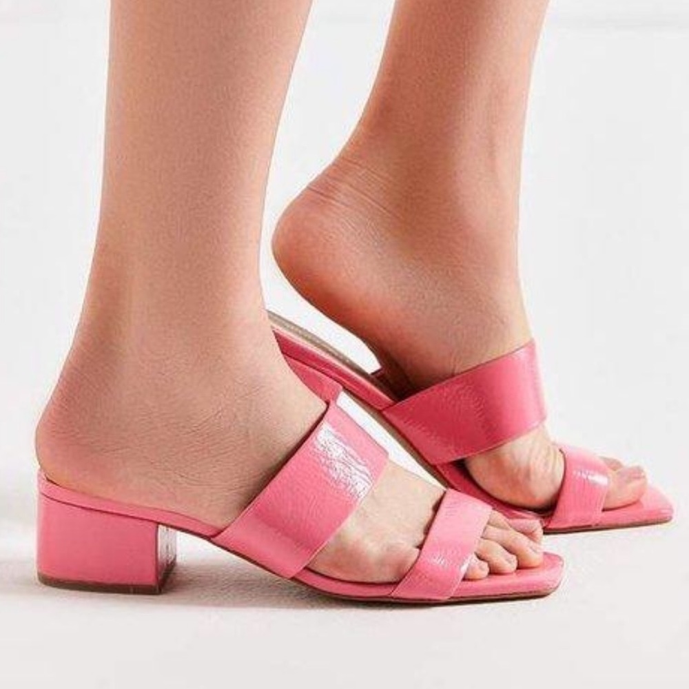 Intentionally Blank Scamp in Pink Patent